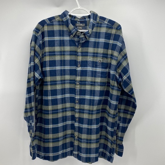 Eddie Bauer classic fit gauze like plaid button - Picture 1 of 6